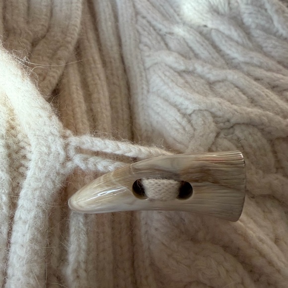 Ralph Lauren Cream Cable Knit Cardigan - Discontinued in store! - Picture 2 of 5